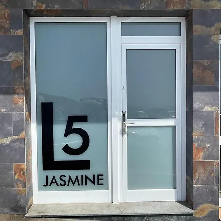 Jasmine L7 アパート